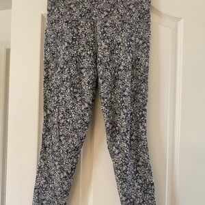 Marbled Black & White High-Waist Leggings